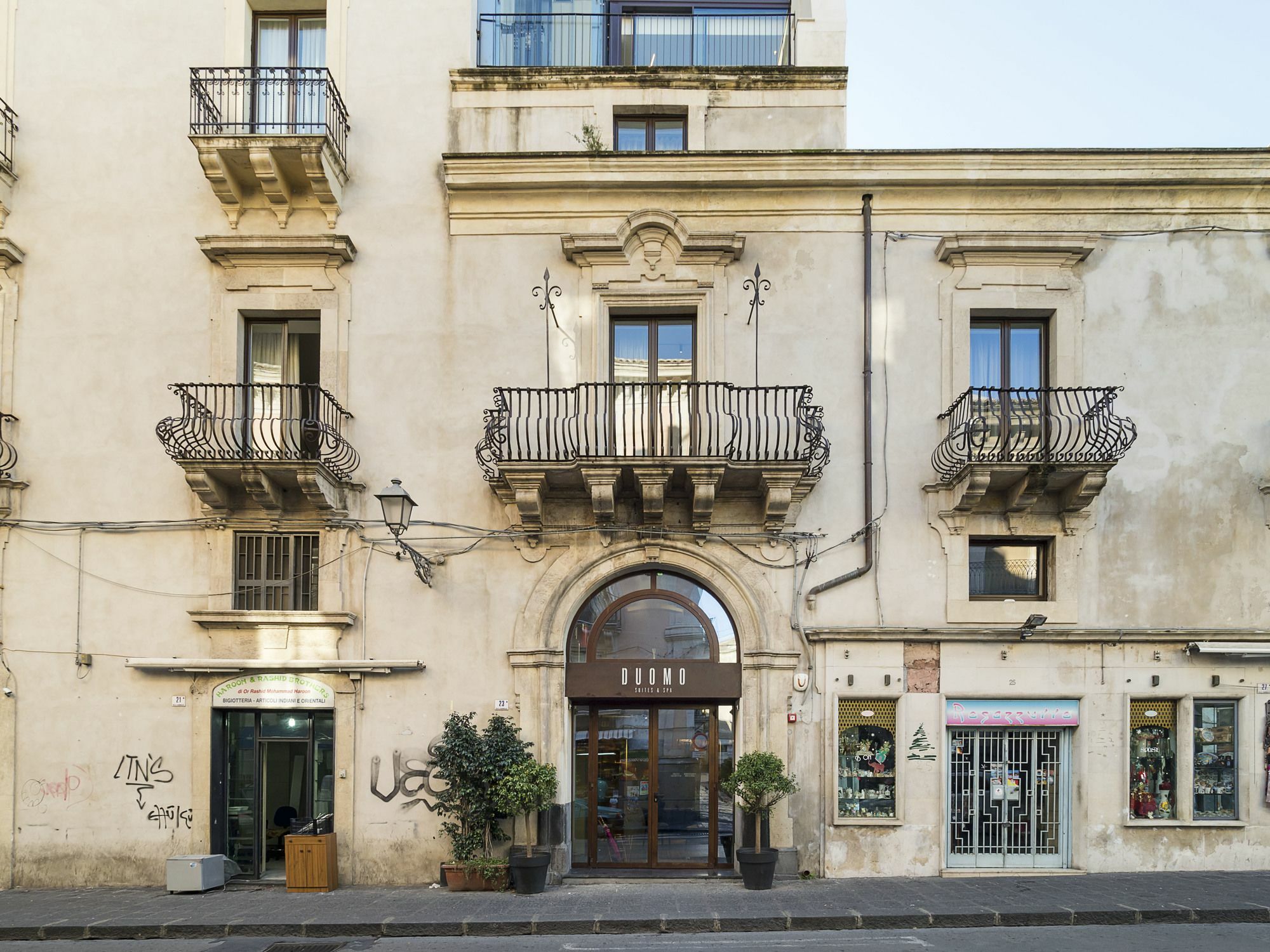 Duomo Suites & Spa カターニア エクステリア 写真